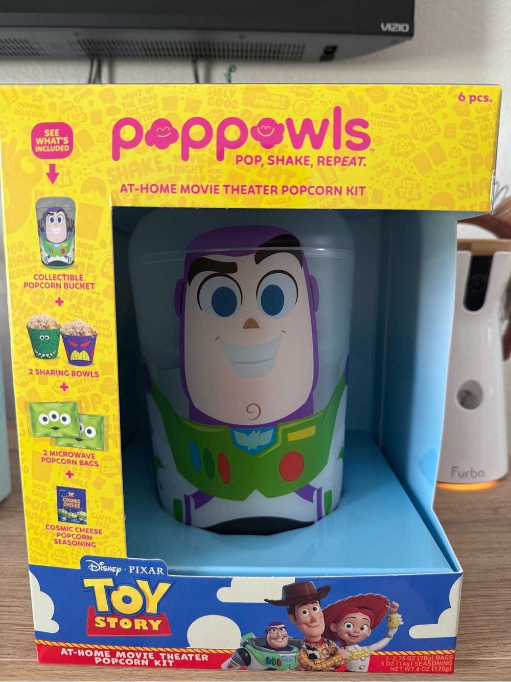 Buzz Lightyear PopOwls At-Home Movie Theater Popcorn Kit - Green and Purple